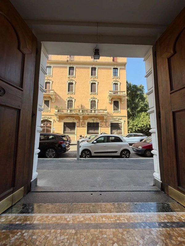 appartamento in affitto a Milano in zona XXII Marzo