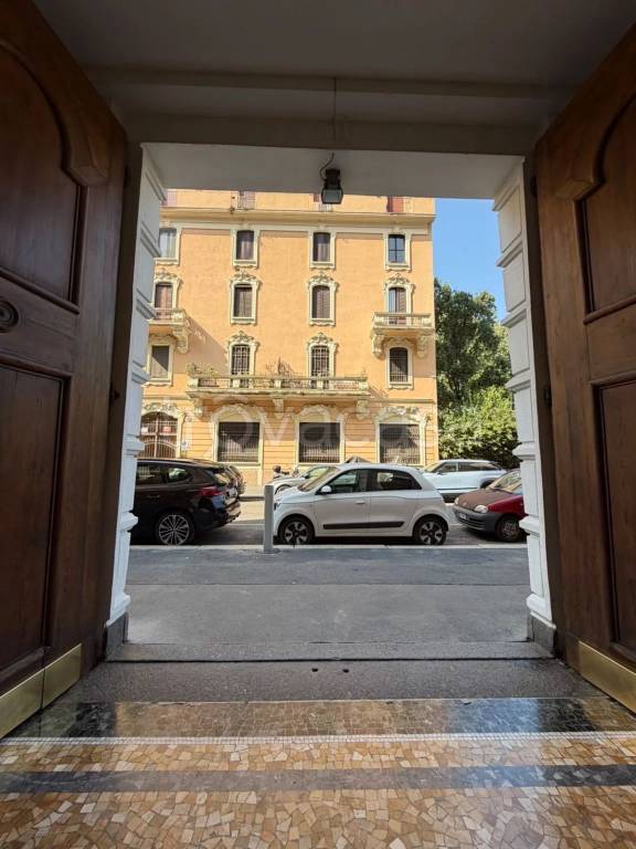 appartamento in affitto a Milano in zona XXII Marzo