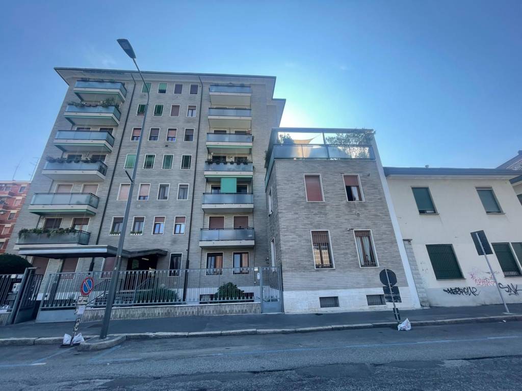 appartamento in affitto a Milano in zona Corvetto