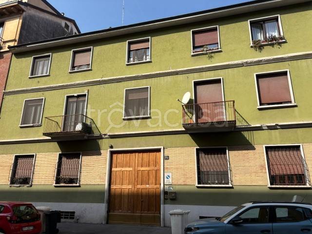 appartamento in affitto a Milano in zona Piazzale Lodi