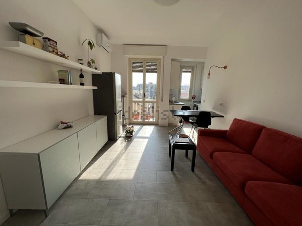 appartamento in affitto a Milano in zona Lorenteggio