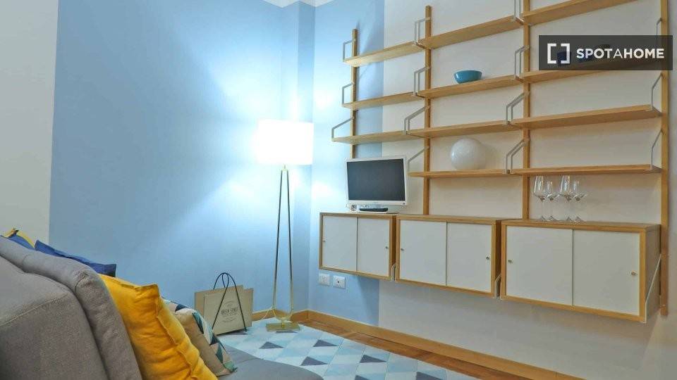 appartamento in affitto a Milano in zona Famagosta