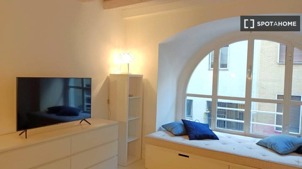 appartamento in affitto a Milano in zona Porta Ticinese