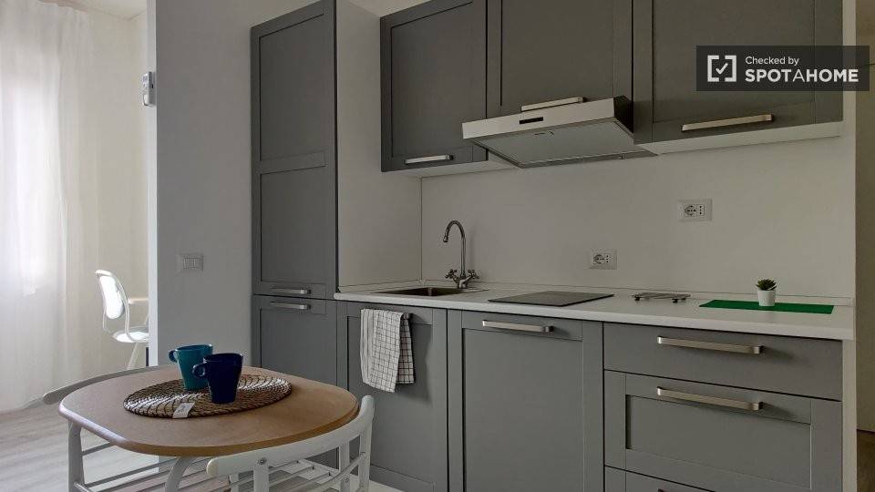 appartamento in affitto a Milano in zona Corvetto