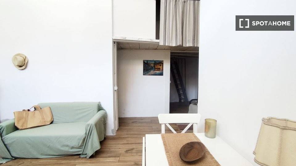 appartamento in affitto a Milano in zona Adriano