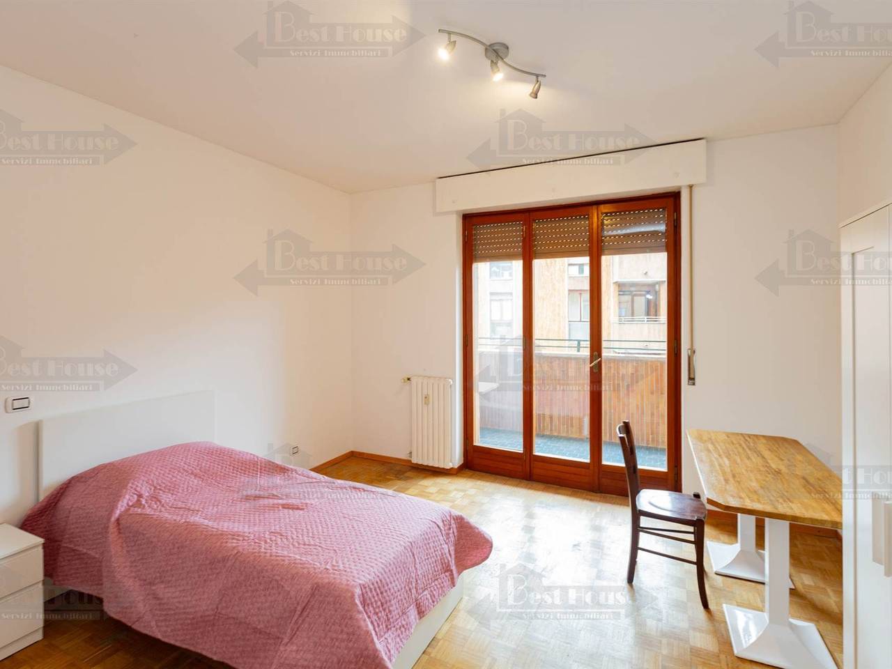 appartamento in affitto a Milano in zona Feltre