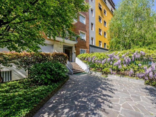 appartamento in affitto a Milano in zona Bullona