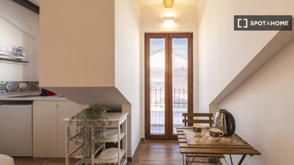 appartamento in affitto a Milano in zona Guastalla