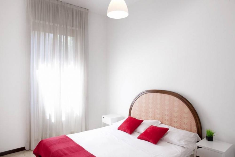 casa indipendente in affitto a Milano in zona Bocconi