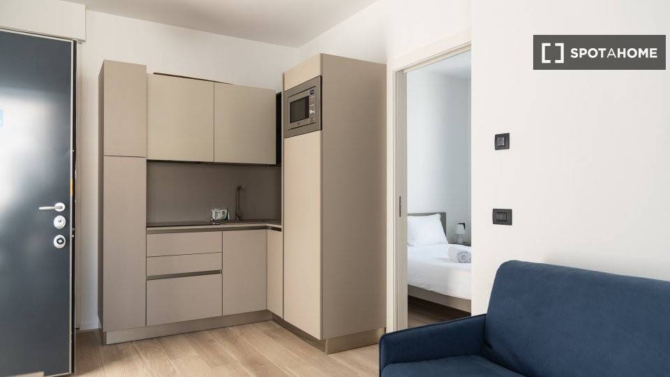 appartamento in affitto a Milano in zona De Angeli