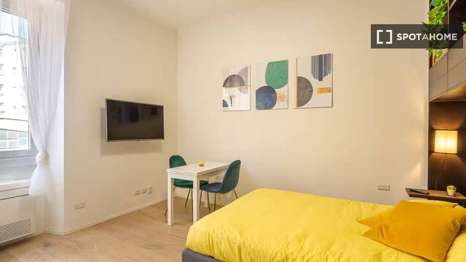 appartamento in affitto a Milano in zona De Angeli