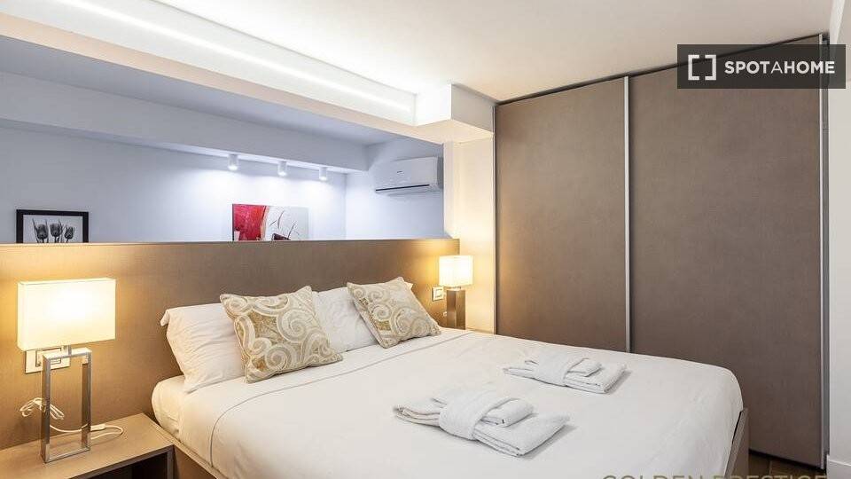 appartamento in affitto a Milano in zona Centro Direzionale