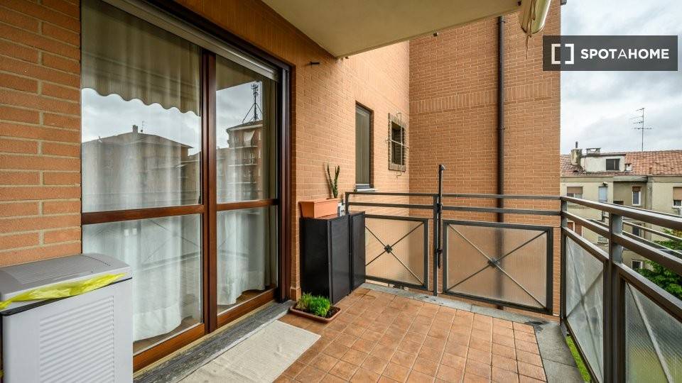 appartamento in affitto a Milano in zona Lorenteggio