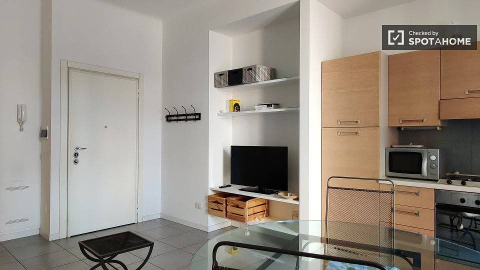 appartamento in affitto a Milano in zona Porta Genova