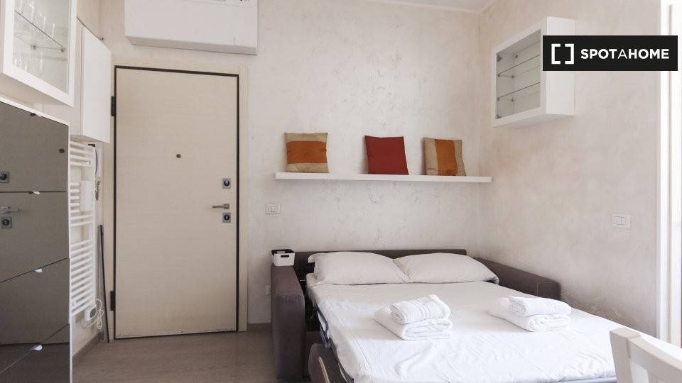 appartamento in affitto a Milano in zona Piazzale Lodi