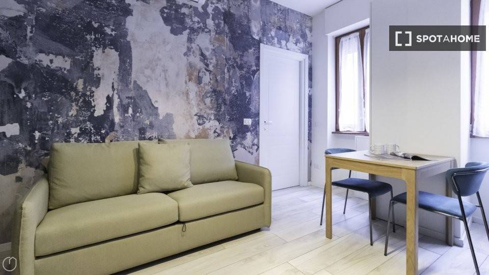 appartamento in affitto a Milano in zona Bullona