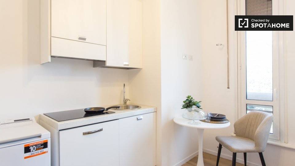 appartamento in affitto a Milano in zona Porta Ticinese