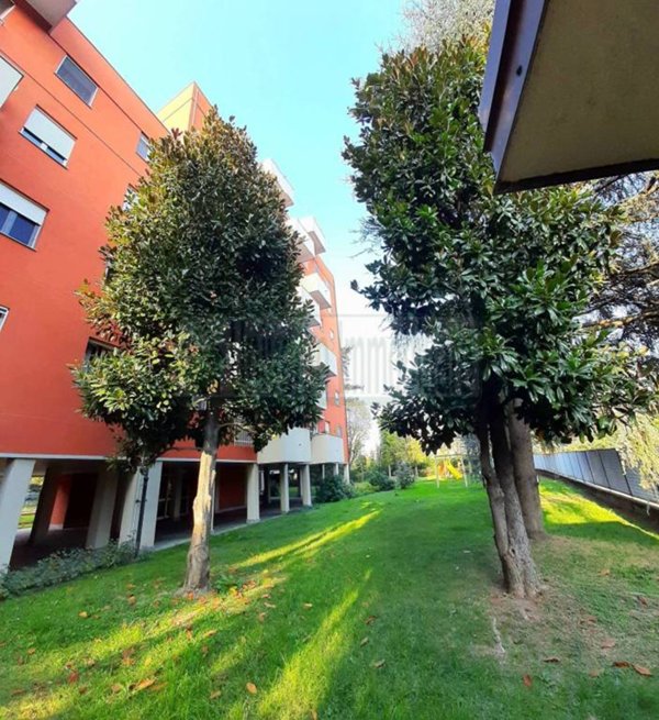 appartamento in affitto a Milano in zona Baggio
