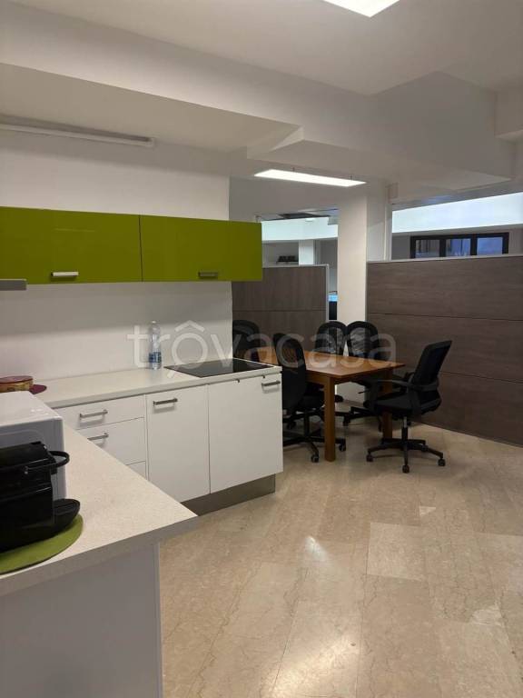 ufficio in affitto a Milano in zona De Angeli