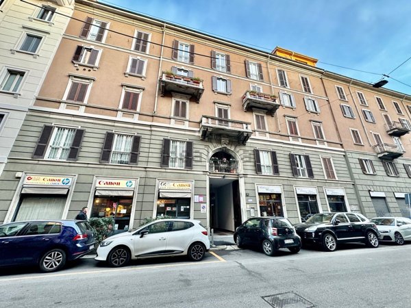 box auto in affitto a Milano in zona XXII Marzo