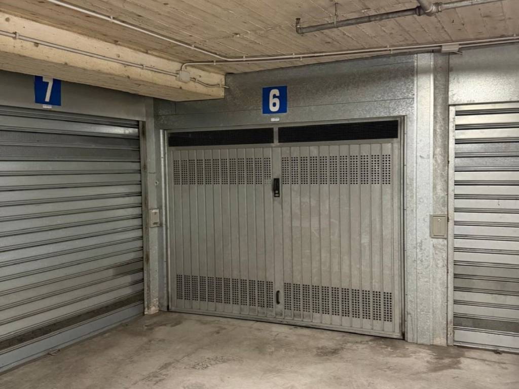 box auto in affitto a Milano in zona Brera