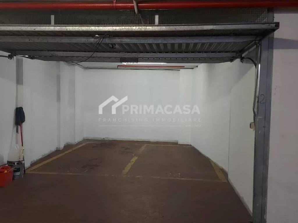 box auto in affitto a Milano