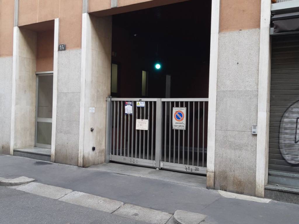 box auto in affitto a Milano in zona Brera