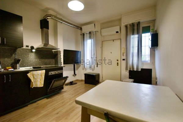 appartamento in affitto a Milano in zona Famagosta