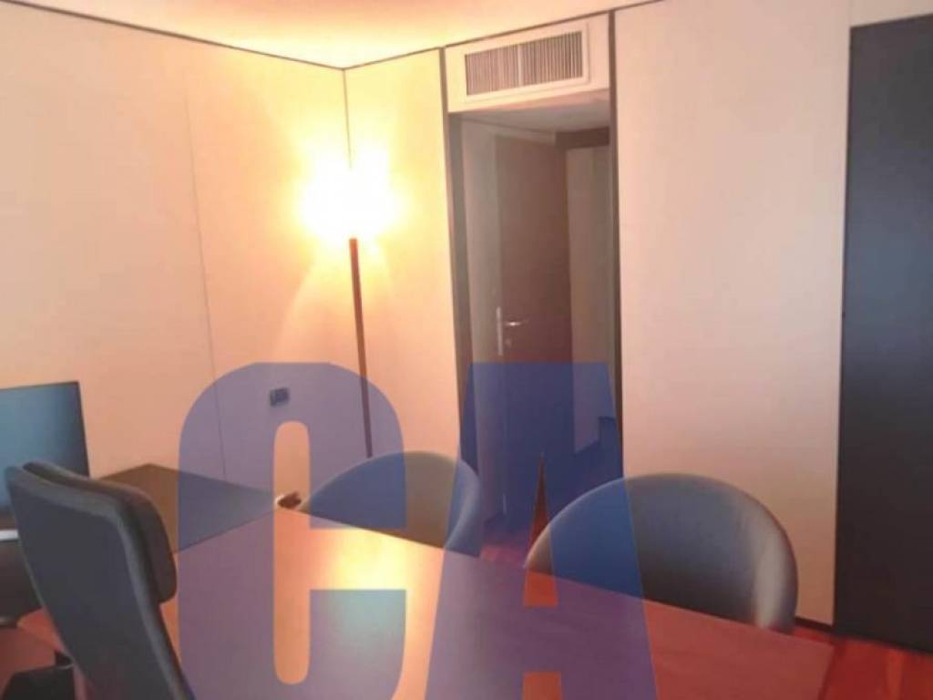 ufficio in affitto a Milano in zona Centro Direzionale