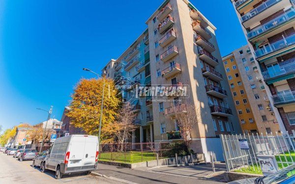 box auto in affitto a Milano in zona Affori