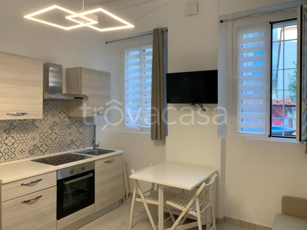 appartamento in affitto a Milano in zona Baggio