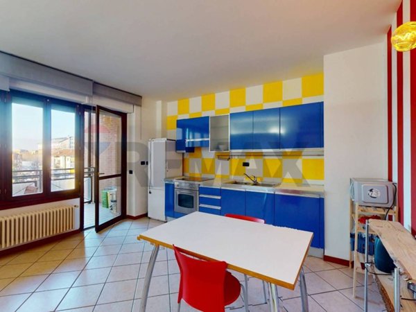 appartamento in affitto a Milano in zona Lorenteggio