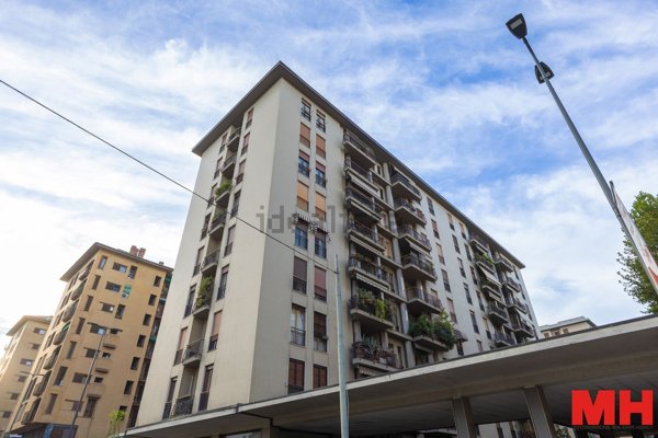 appartamento in affitto a Milano in zona De Angeli