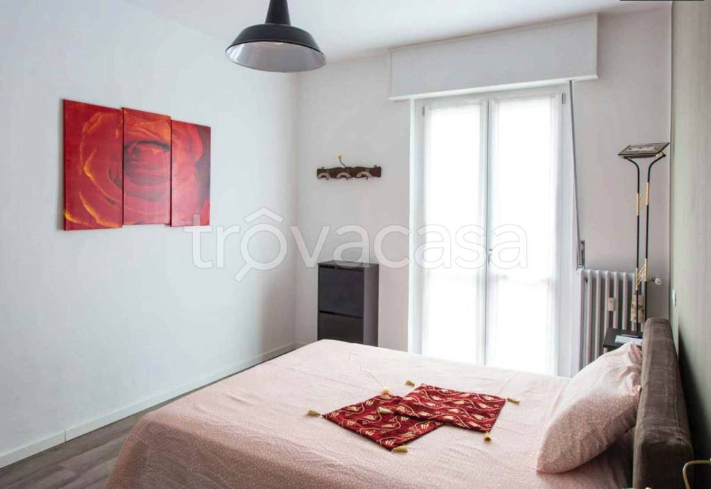 appartamento in affitto a Milano in zona Lorenteggio