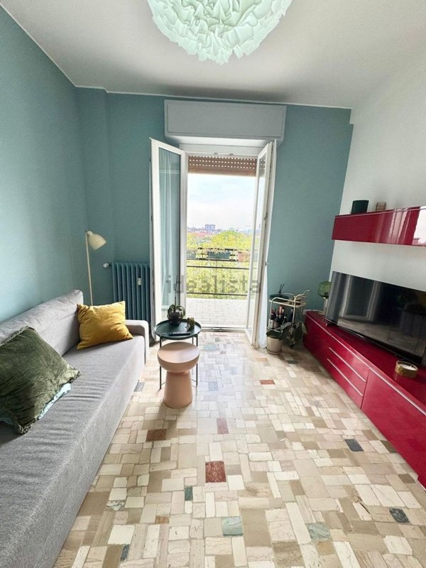 appartamento in affitto a Milano in zona Lorenteggio