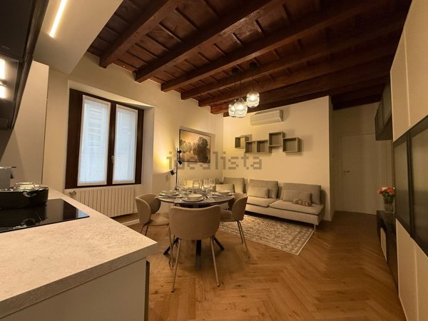 appartamento in affitto a Milano in zona Porta Genova