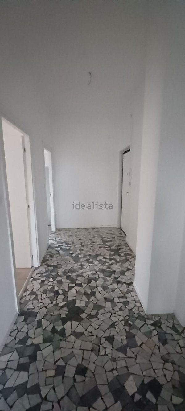 appartamento in affitto a Milano in zona Lorenteggio