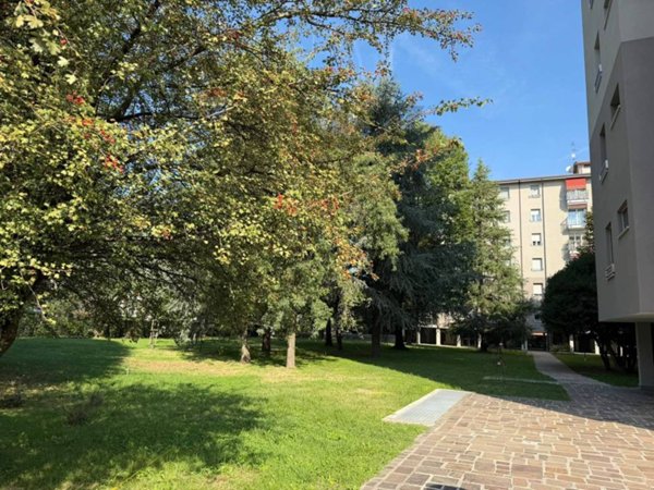 appartamento in affitto a Milano in zona Trenno