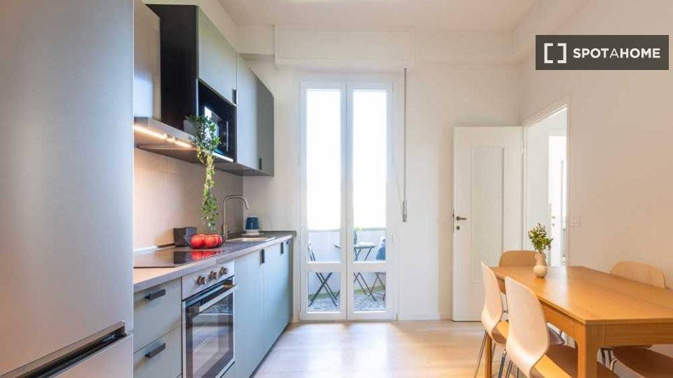 appartamento in affitto a Milano in zona Lorenteggio