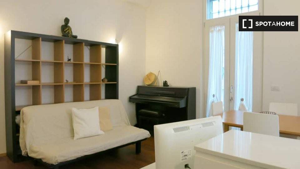 appartamento in affitto a Milano in zona San Cristoforo