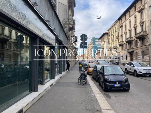 negozio in affitto a Milano
