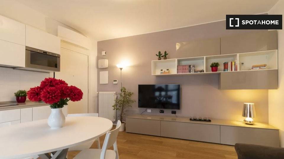 appartamento in affitto a Milano in zona Famagosta