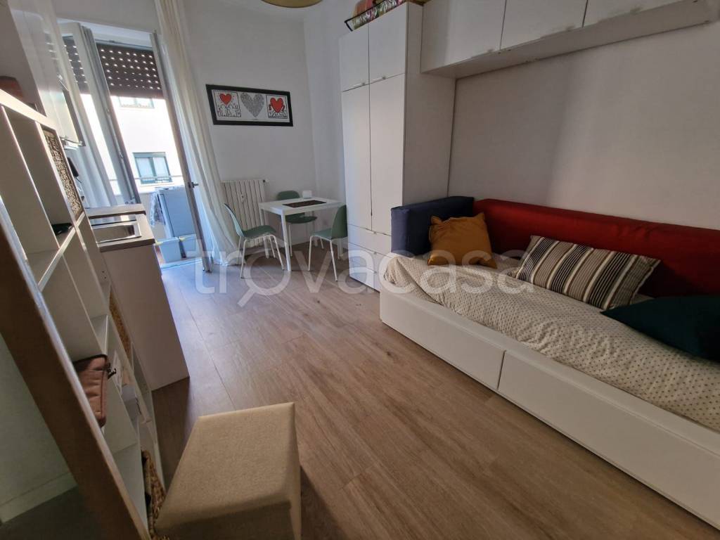 appartamento in affitto a Milano in zona Piazzale Lodi