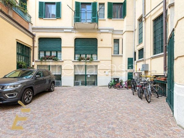 appartamento in affitto a Milano in zona Bocconi
