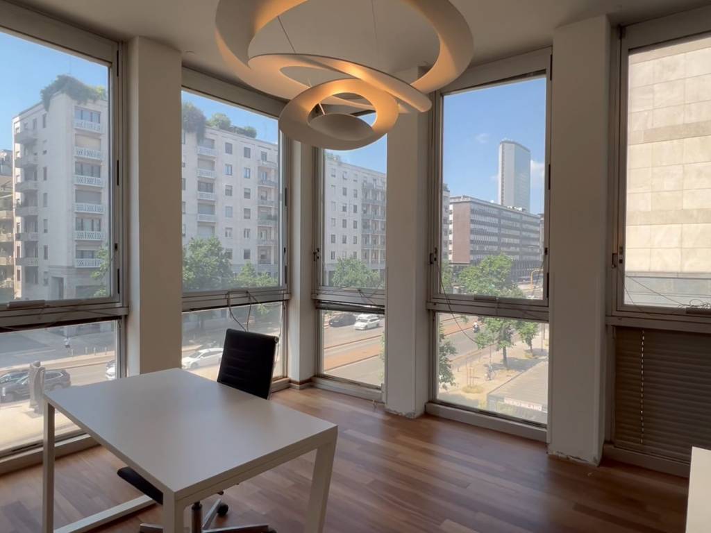 ufficio in affitto a Milano in zona Centro Direzionale