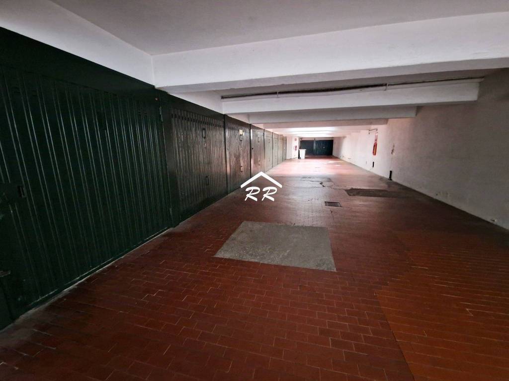 box auto in affitto a Milano in zona Sempione