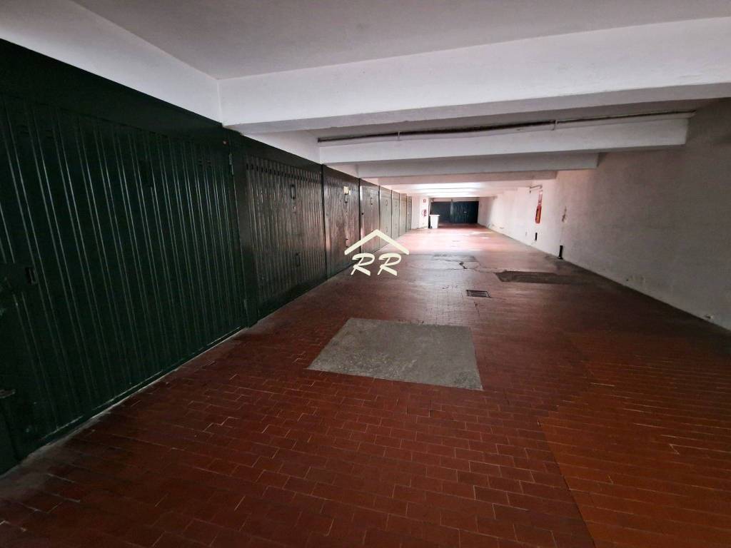 box auto in affitto a Milano in zona Sempione