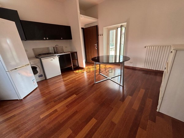 appartamento in affitto a Milano in zona Guastalla
