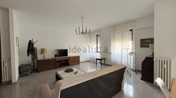appartamento in affitto a Milano in zona Lorenteggio
