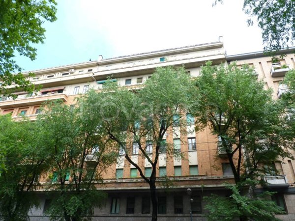 appartamento in affitto a Milano in zona Corsica